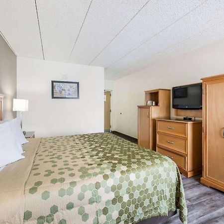 Econo Lodge Quakertown Buitenkant foto