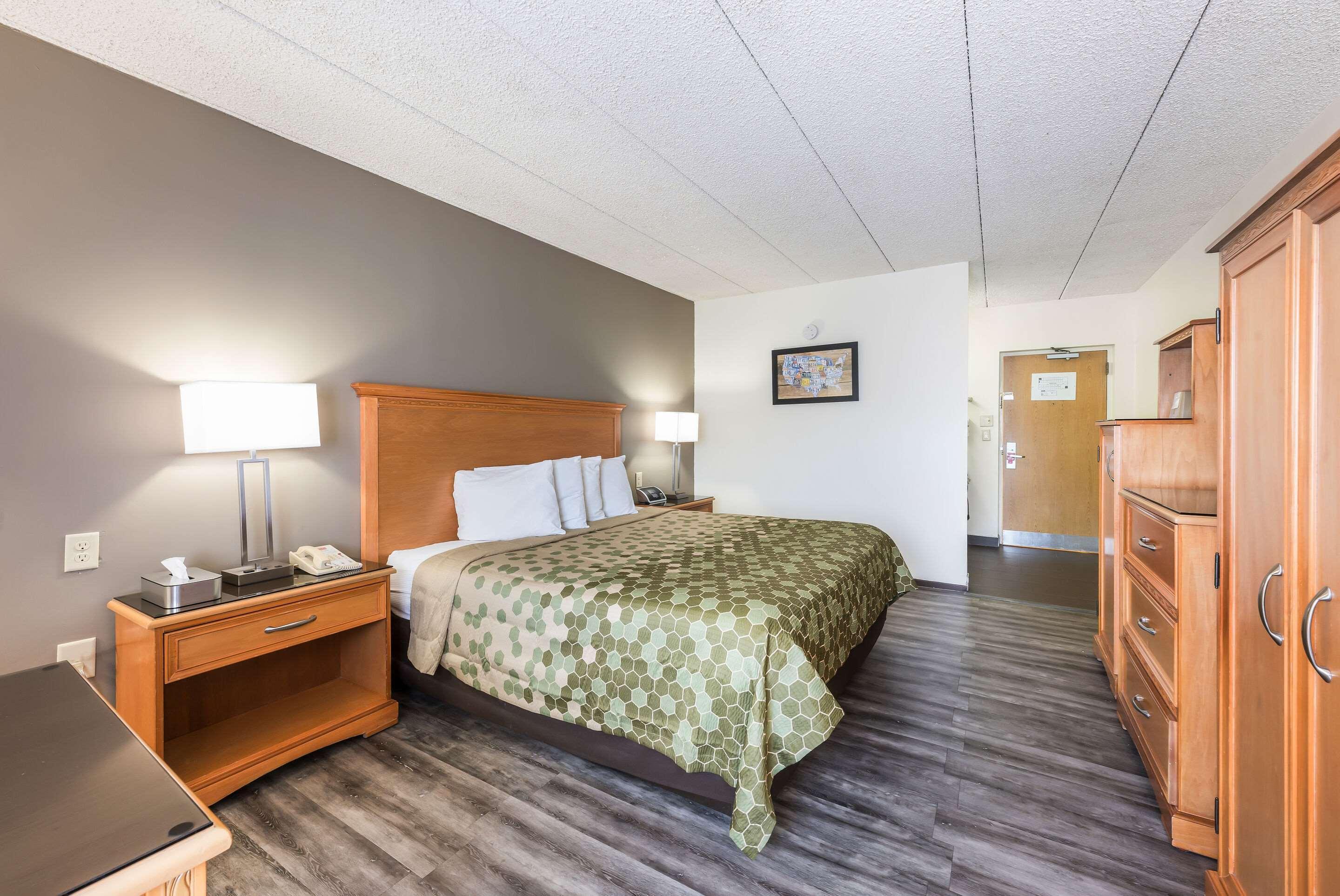 Econo Lodge Quakertown Buitenkant foto