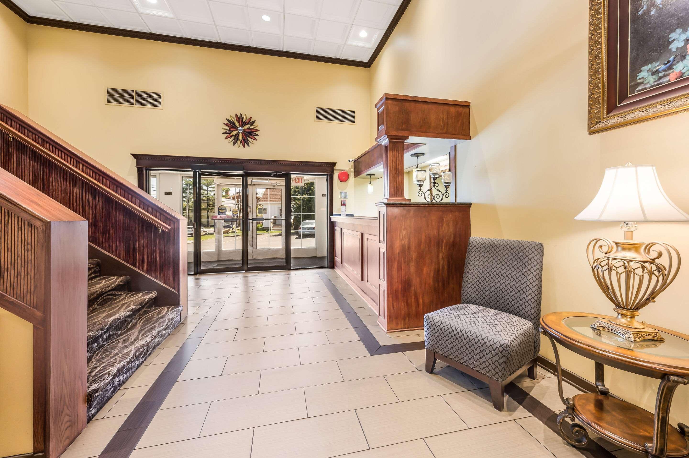 Econo Lodge Quakertown Buitenkant foto
